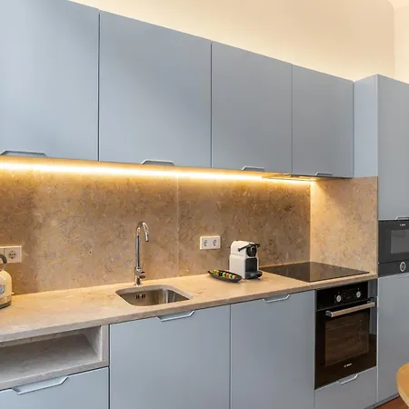Whome Elegant City-center Flat Near Praca Do Comercio Lissabon
