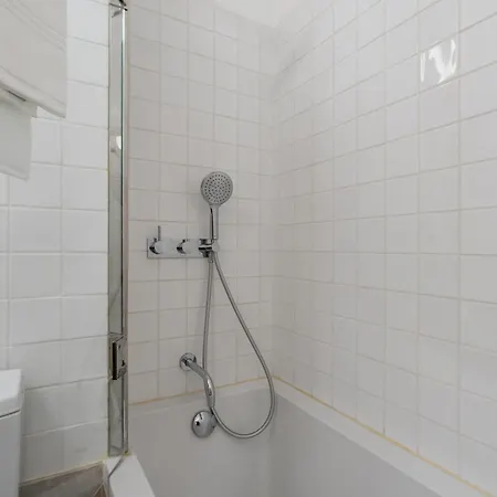Whome Elegant City-center Flat Near Praca Do Comercio * Lissabon