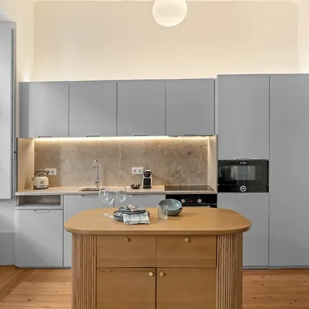 Whome Elegant City-center Flat Near Praca Do Comercio Appartement