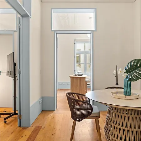 Whome Elegant City-center Flat Near Praca Do Comercio Lissabon