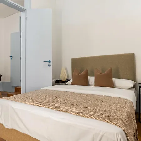 Whome Elegant City-center Flat Near Praca Do Comercio